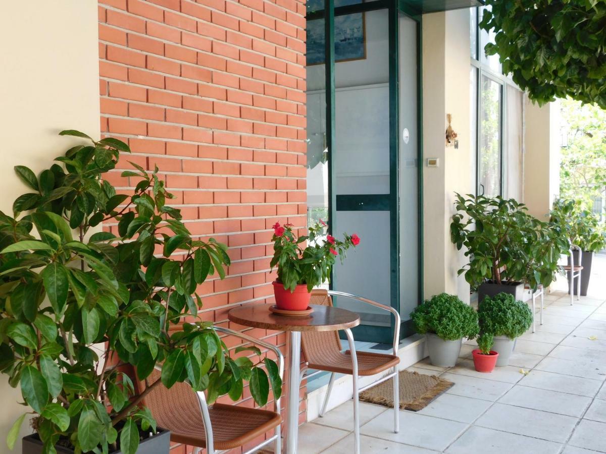 Hotel Ωρεοι Loutra Edipsou  Zewnętrze zdjęcie