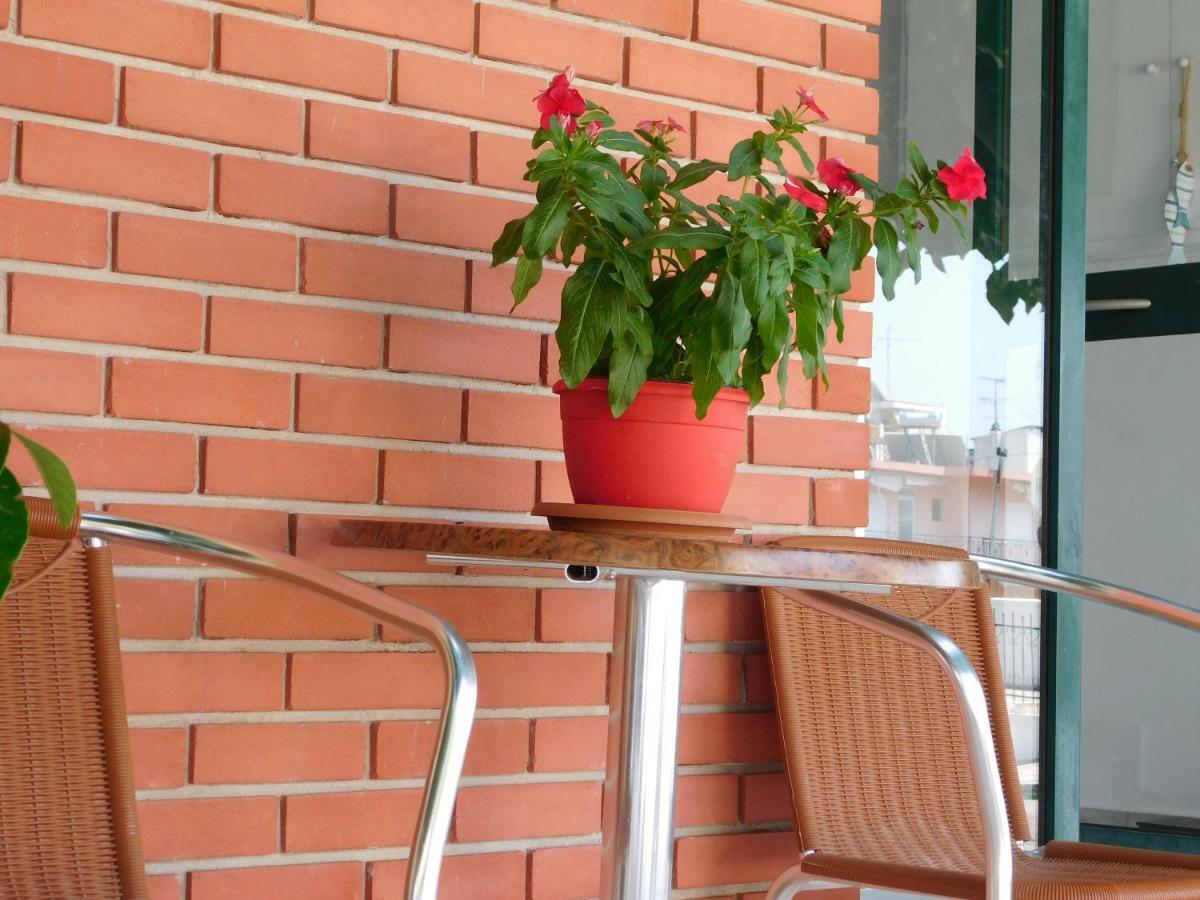 Hotel Ωρεοι Loutra Edipsou  Zewnętrze zdjęcie