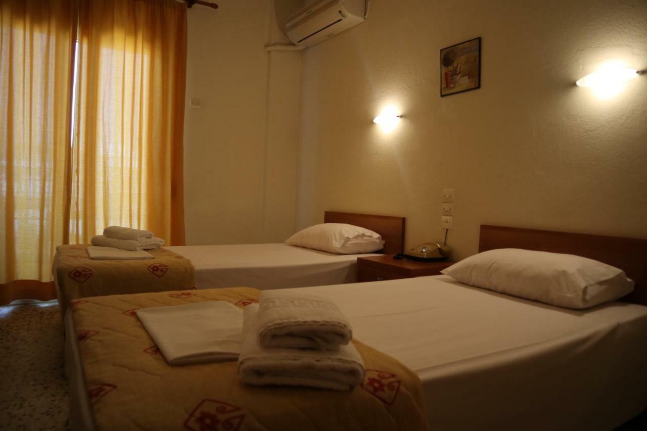 Hotel Ωρεοι Loutra Edipsou  Zewnętrze zdjęcie